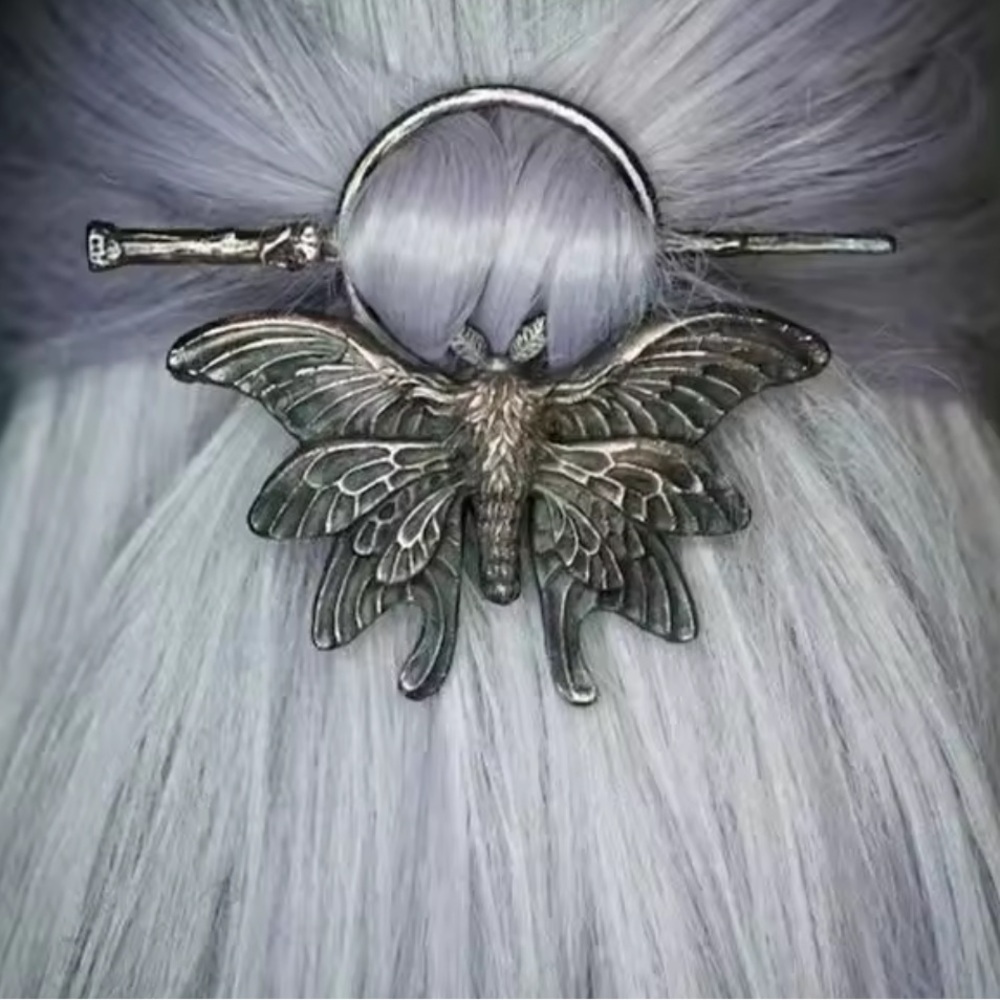 Vintage Gothic Butterfly Hair Stick – Metal Nordic Punk Headdress - Picture 9 of 9